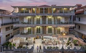 Ouzas Luxury Hotel
